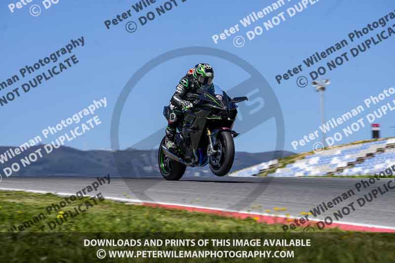 motorbikes;no limits;peter wileman photography;portimao;portugal;trackday digital images